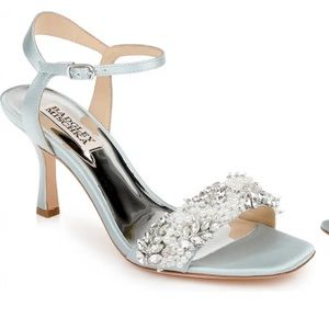 Badgley Mischka satin light blue Pearl crystal embellished heel sandals NEW 8.5